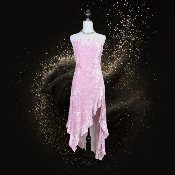 Urban Outfitters Dresses & Skirts - Urban Outfitters Silence + Noise NWT Pink  Crushed Velvet Midi Dress Size L